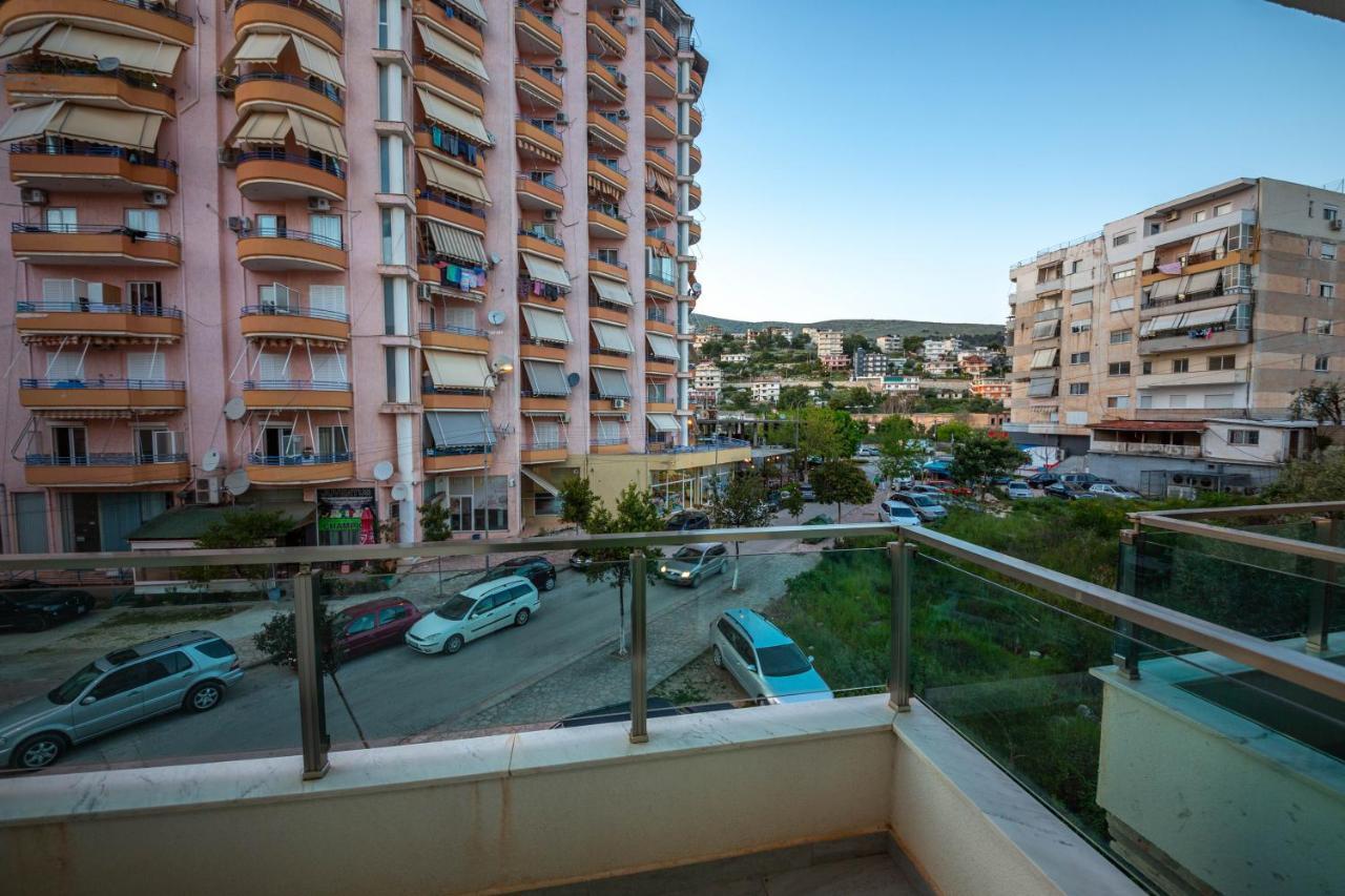 Mamma'S Apartments Sarandë Exterior foto